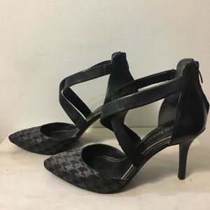 Enzo Angiolini Black Patterned Heels